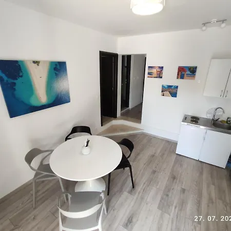 Aqua Apartments