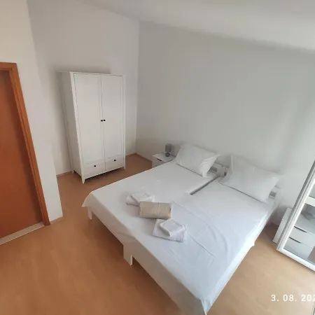 Aqua Apartments Apartment Omis