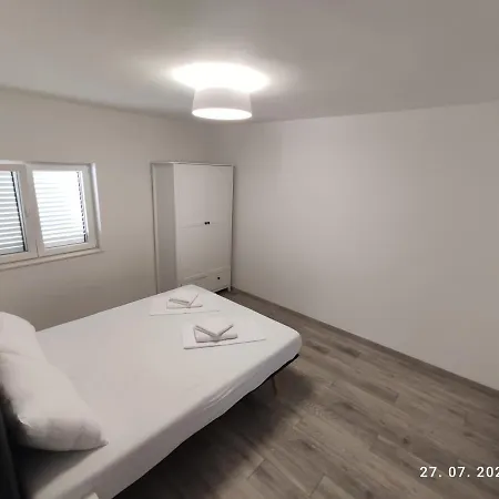 Aqua Apartments Omis