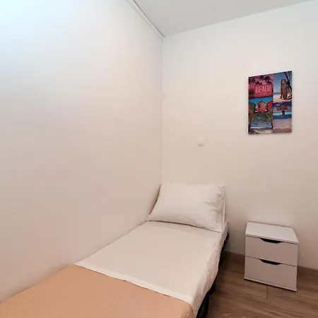 Aqua Apartments Apartment *