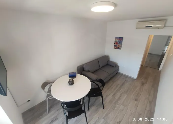 Apartment Aqua